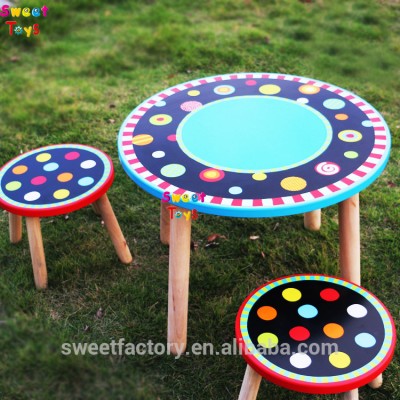 2018 new style multifarious cute round shape wooden children study table chair