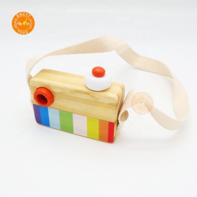 Attractive Style Wooden Kids Hanging Rainbow Camera, Wood Camera Toy With Kaleidoscope